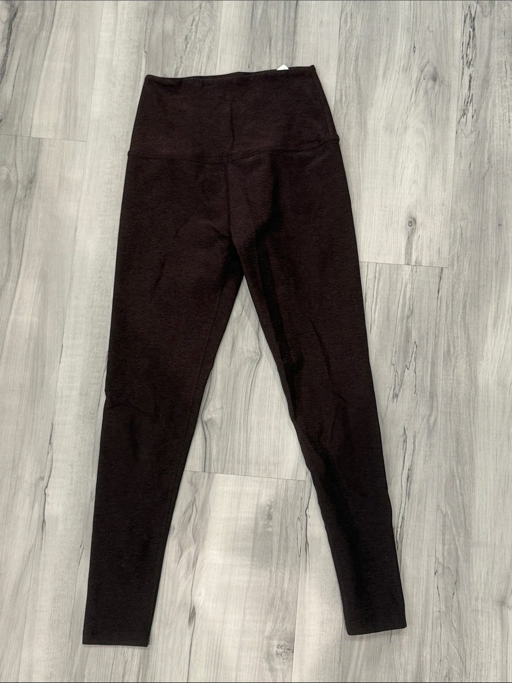 Beyond Yoga Ribbed High-Waist Leggings in Dark Brown - Picture 2 of 4